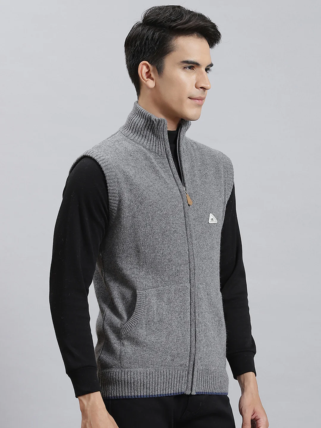 Men Grey Solid Stand Collar Sleeveless Sweaters/Pullovers - Image 4
