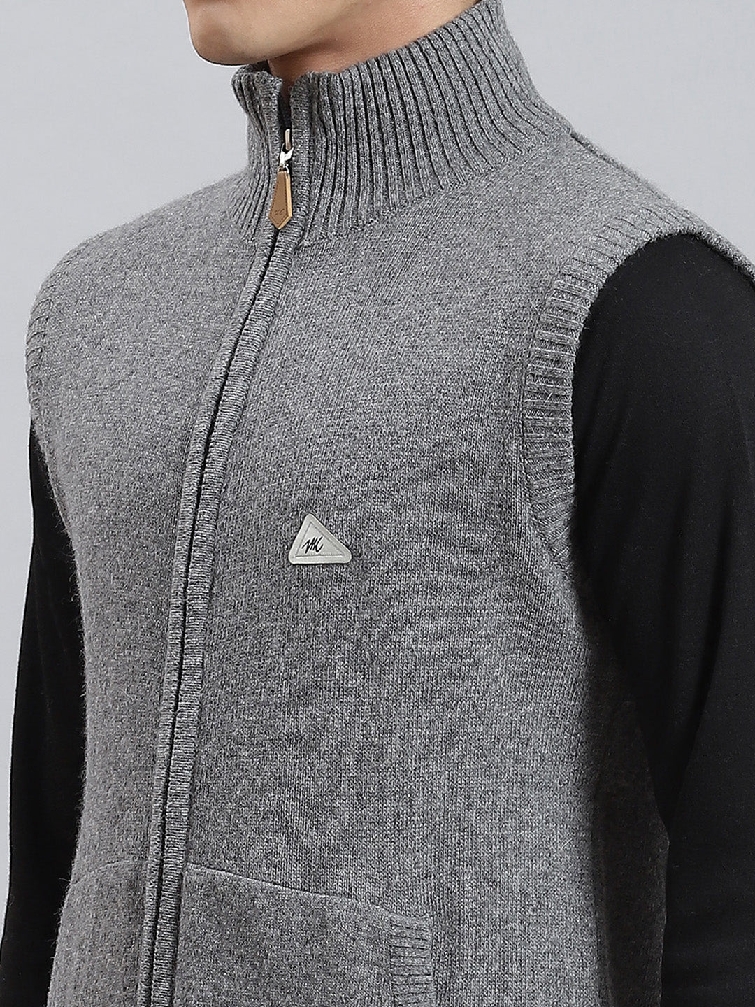 Men Grey Solid Stand Collar Sleeveless Sweaters/Pullovers - Image 6