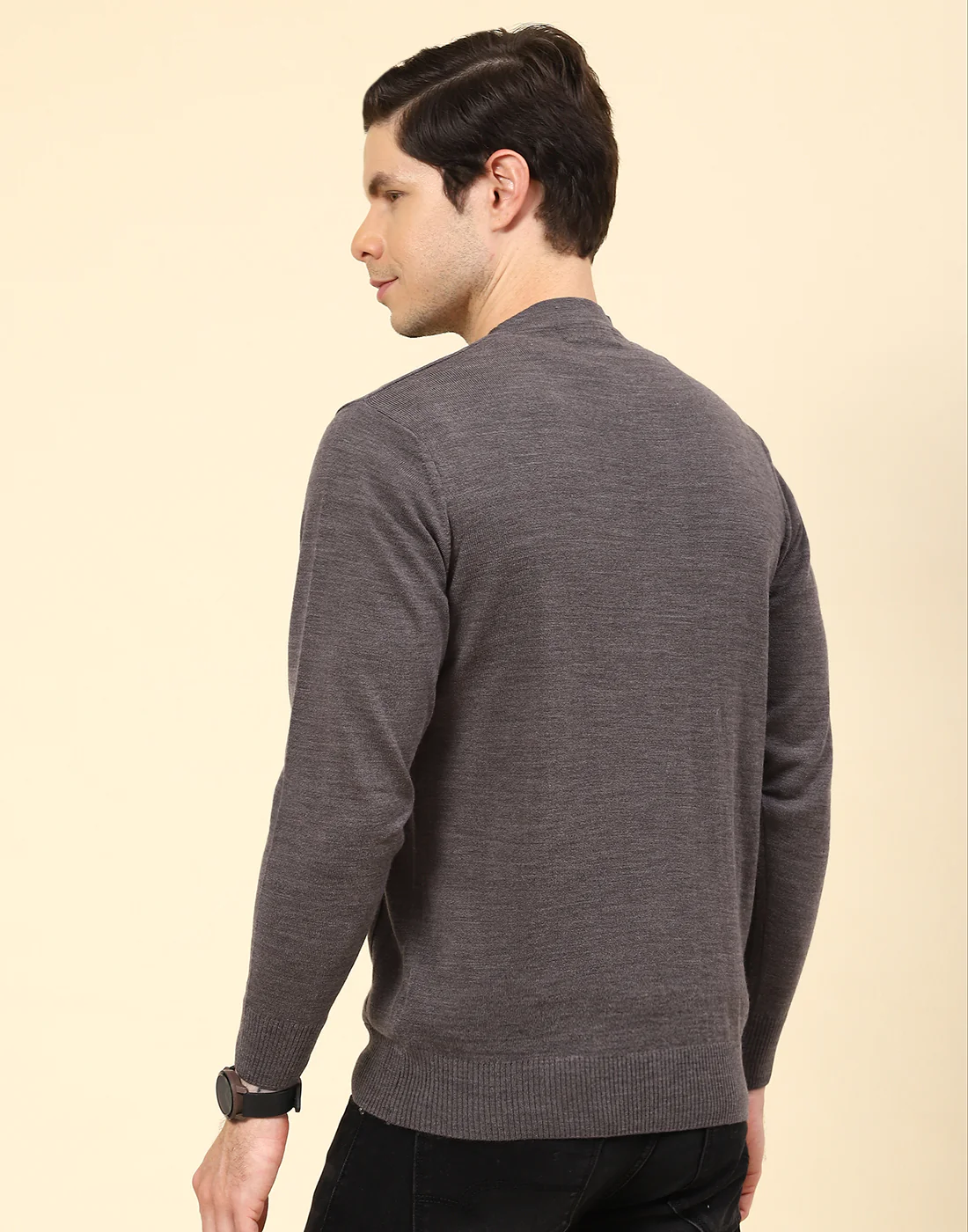 Men Grey Solid V Neck Full Sleeve Cardigan - Image 5