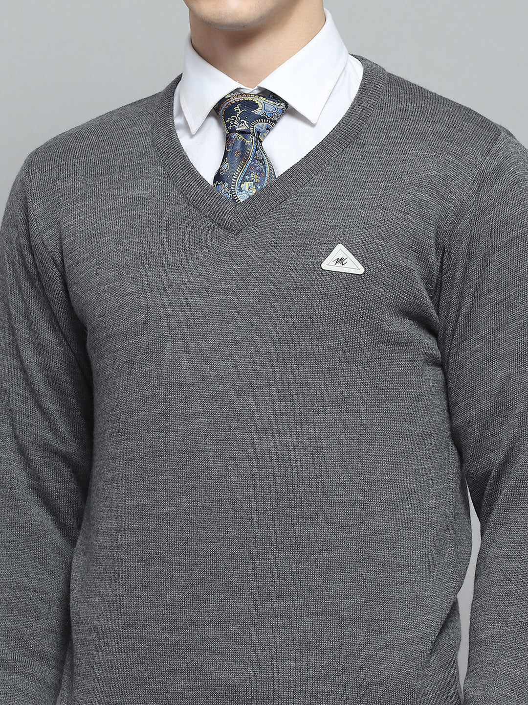 Men Grey Solid V Neck Full Sleeve Pullover - Image 6