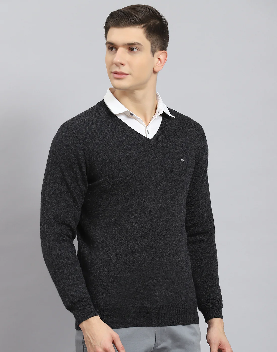 Men Grey Solid V Neck Full Sleeve Pullover - Image 5