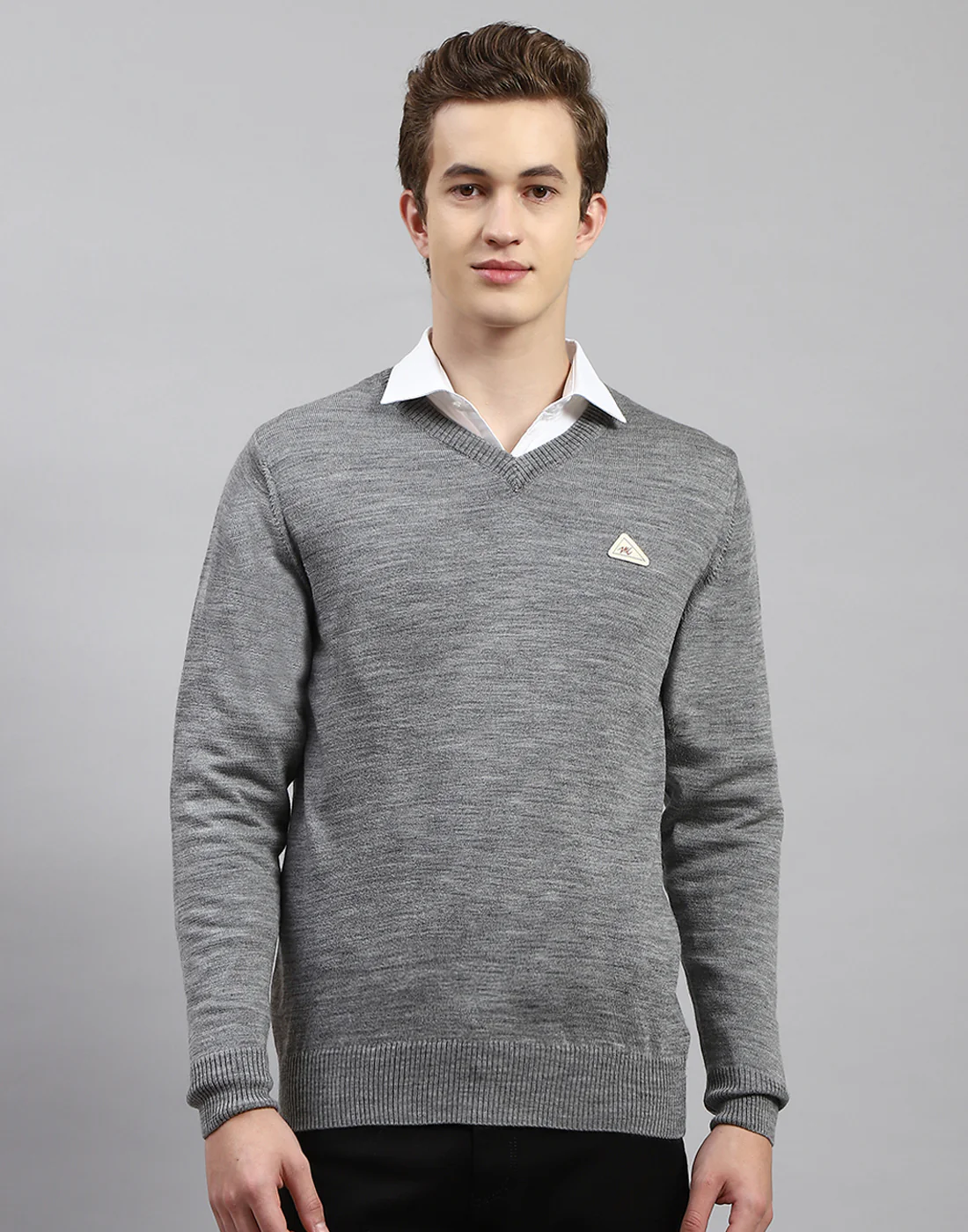 Men Grey Solid V Neck Full Sleeve Pullover - Image 3