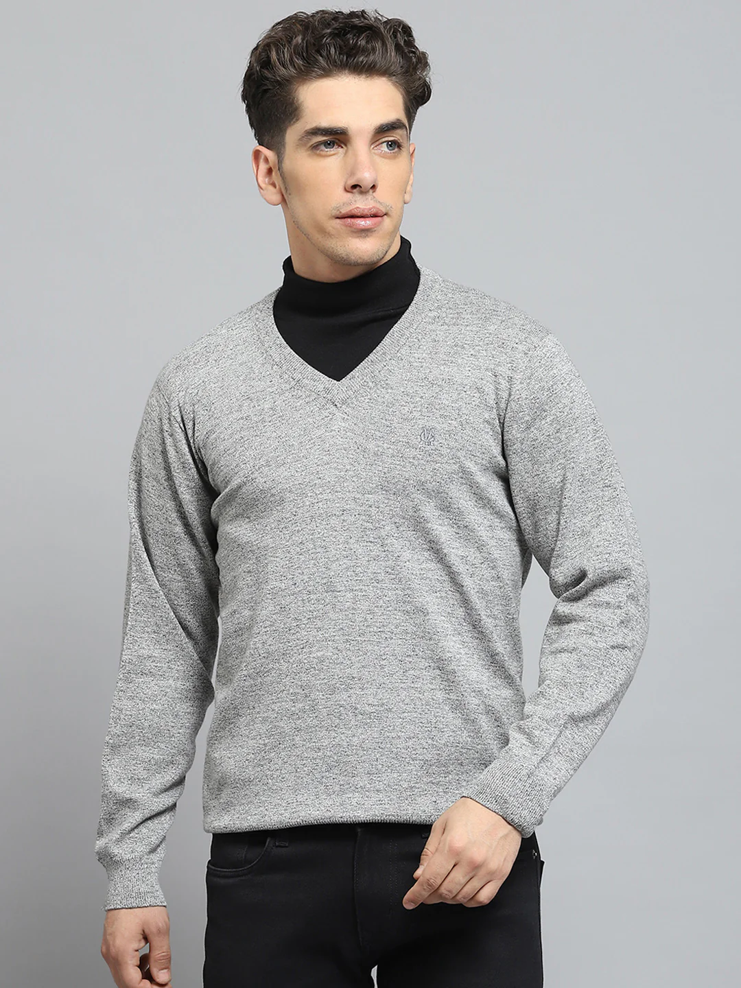 Men Grey Solid V Neck Full Sleeve Pullover