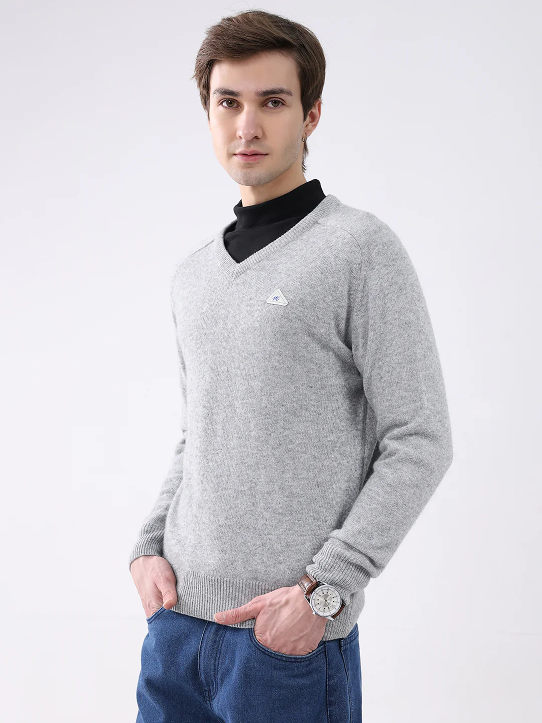 Men Grey Solid V Neck Full Sleeve Pullover - Image 3