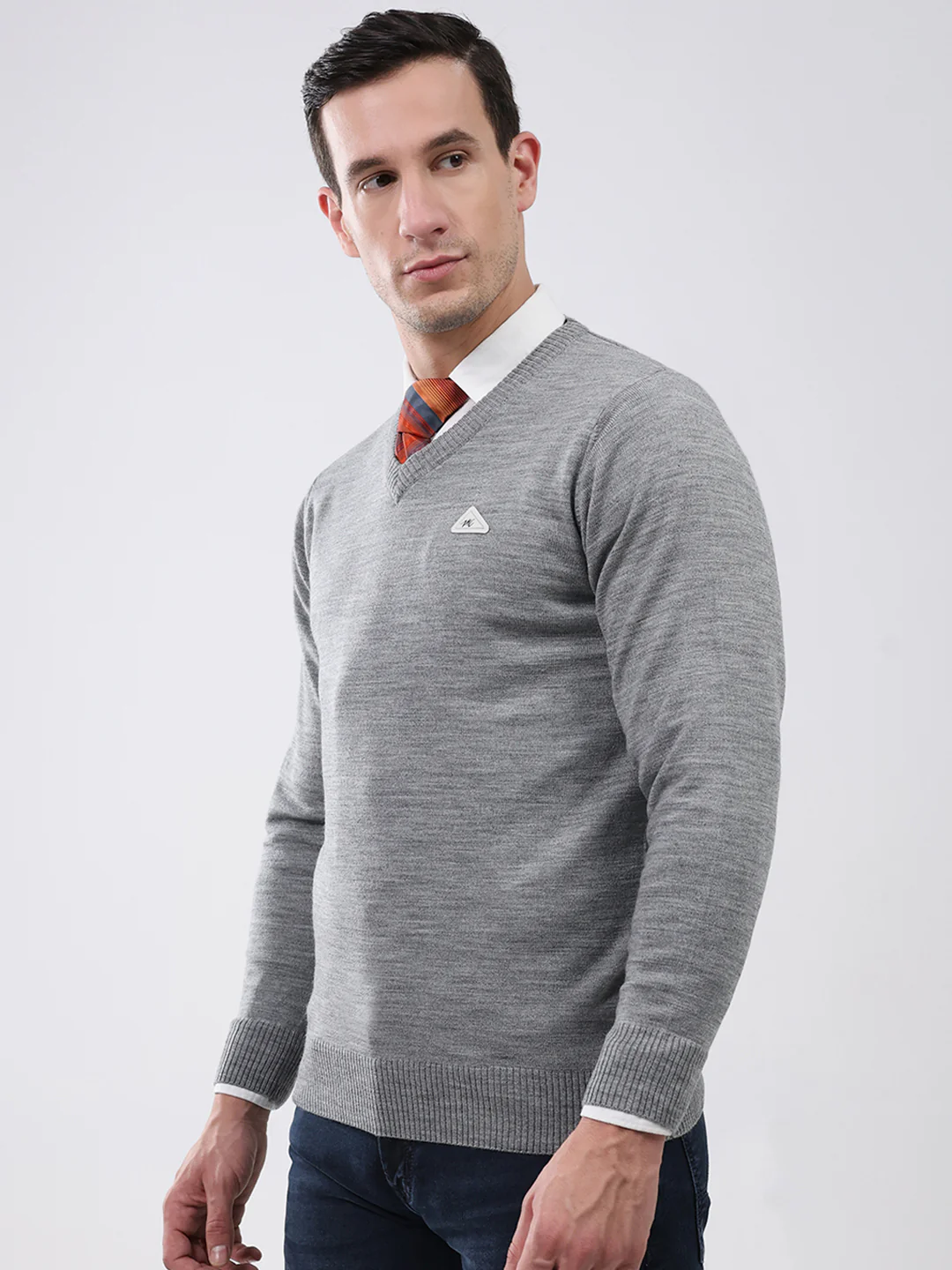 Men Grey Solid V Neck Full Sleeve Pullover - Image 3