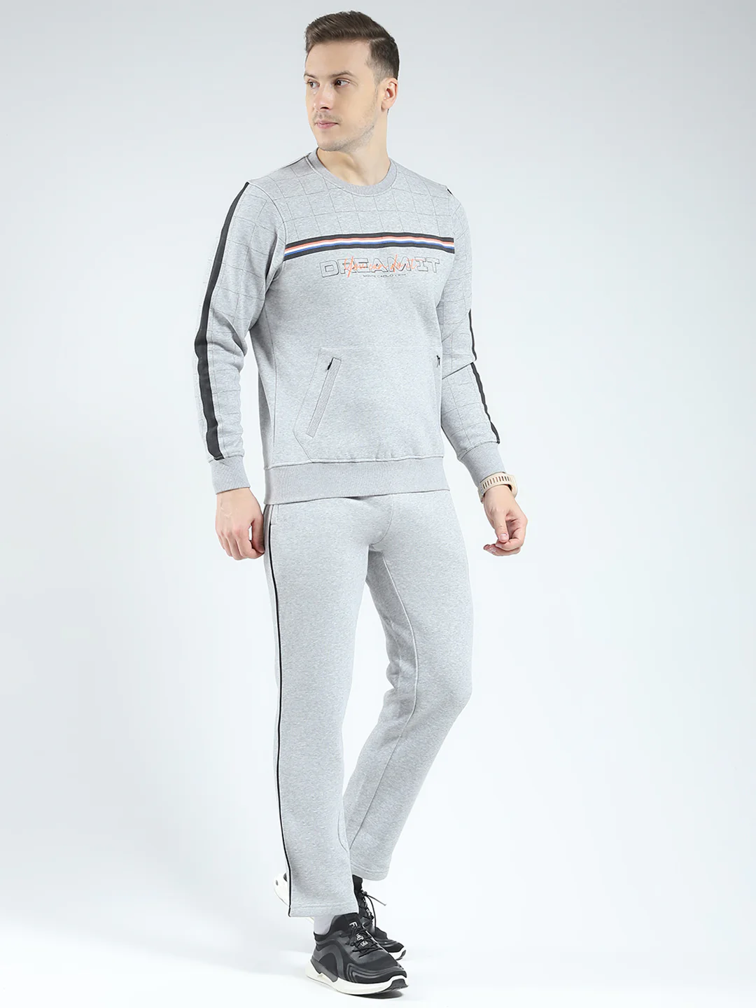 Men Grey Solid Round Neck Full Sleeve Winter Tracksuit - Image 4