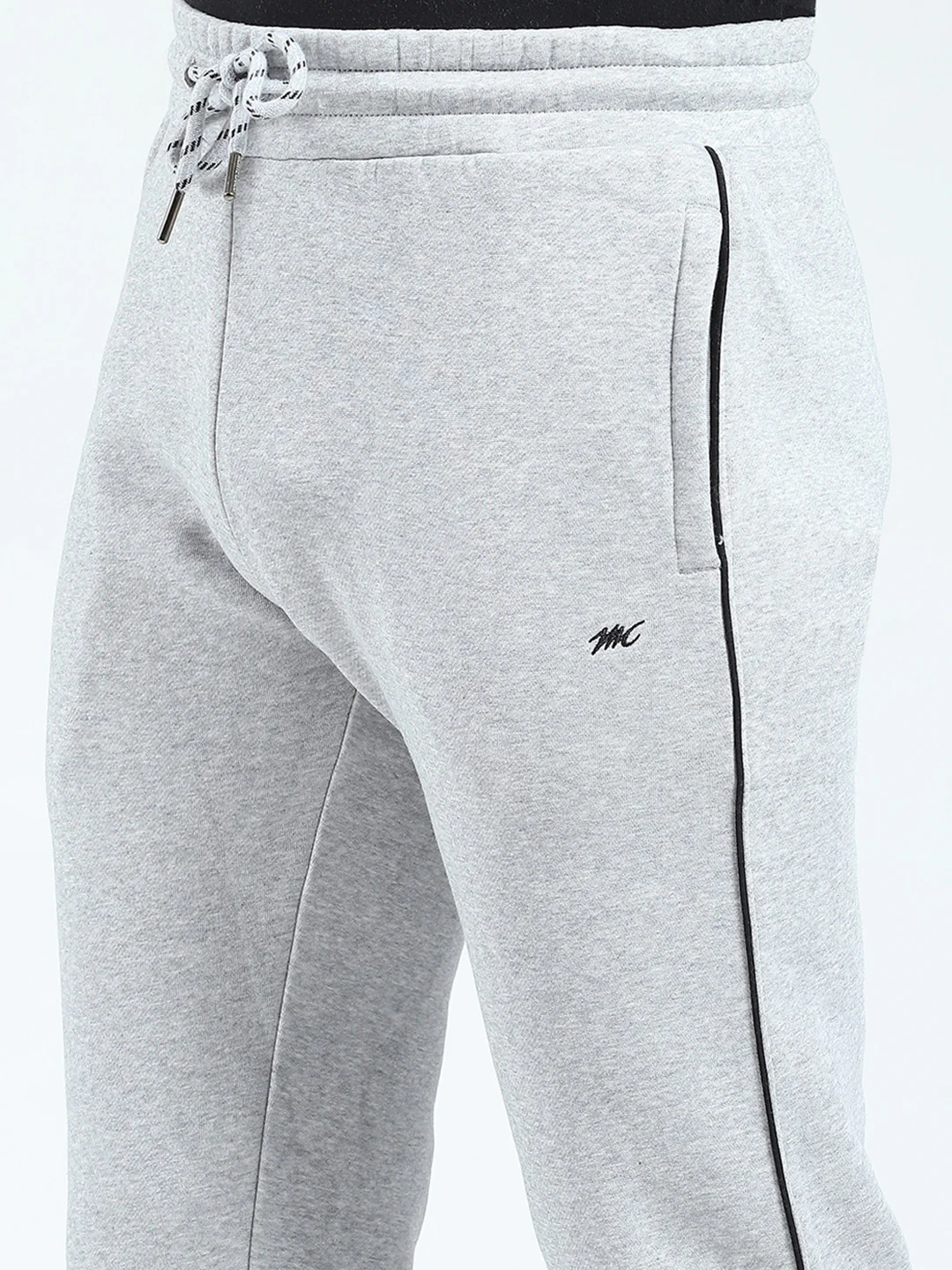 Men Grey Solid Round Neck Full Sleeve Winter Tracksuit - Image 8