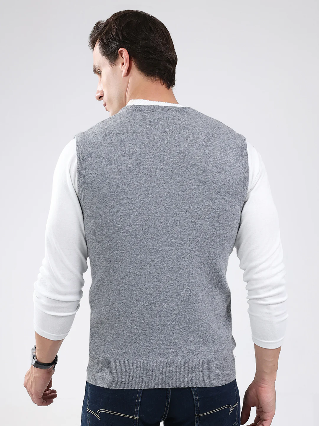 Men Grey Solid V Neck Sleeveless Sweater - Image 5