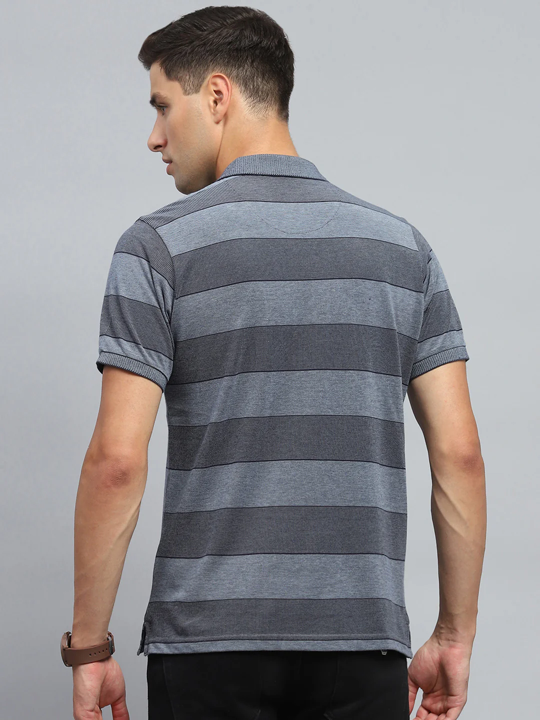 Men Grey Stripe Collar Half Sleeve T-Shirt - Image 5