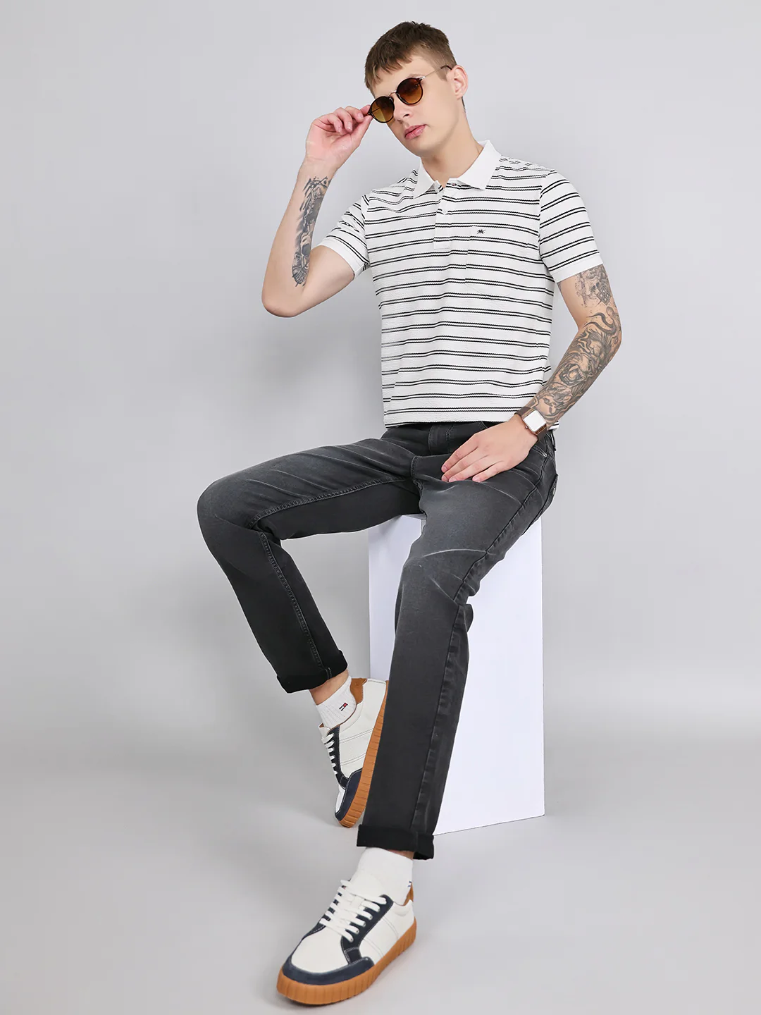 Men Grey Stripe Collar Half Sleeve T-Shirt - Image 7