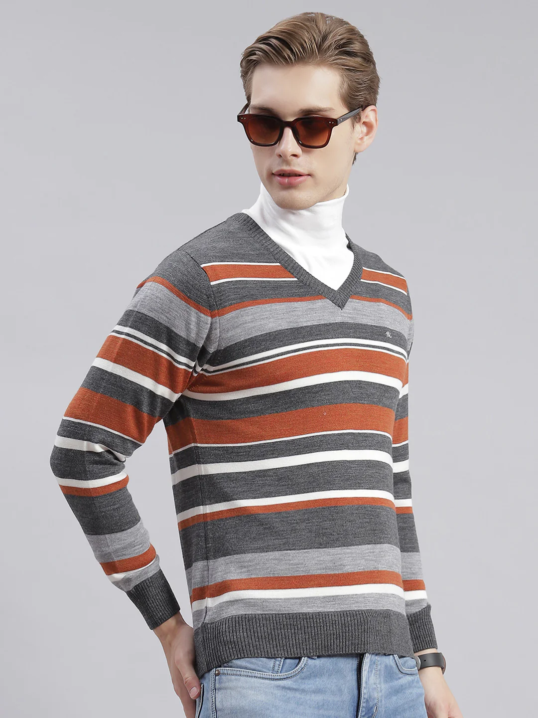 Men Grey Stripe V Neck Full Sleeve Sweaters/Pullovers - Image 5