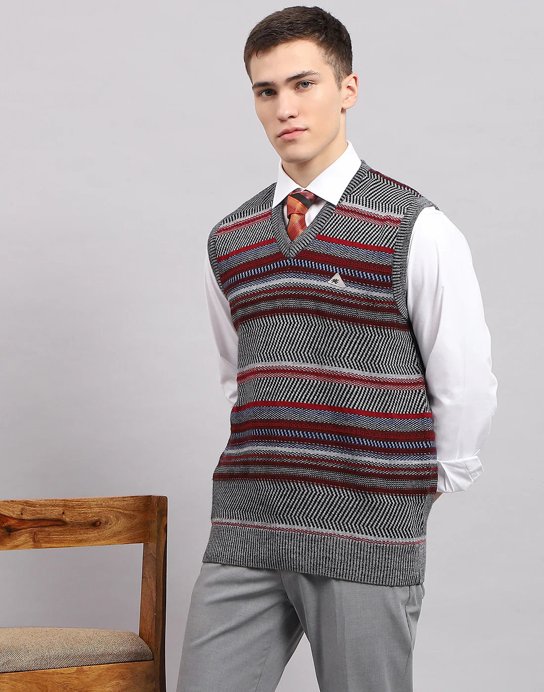 Men Grey Stripe V Neck Sleeveless Sweater - Image 6