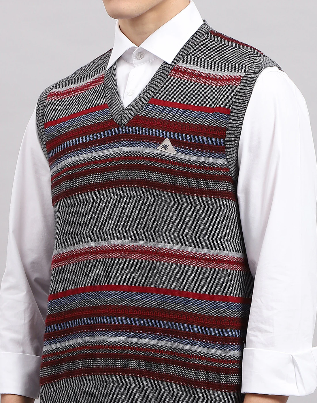 Men Grey Stripe V Neck Sleeveless Sweater - Image 7