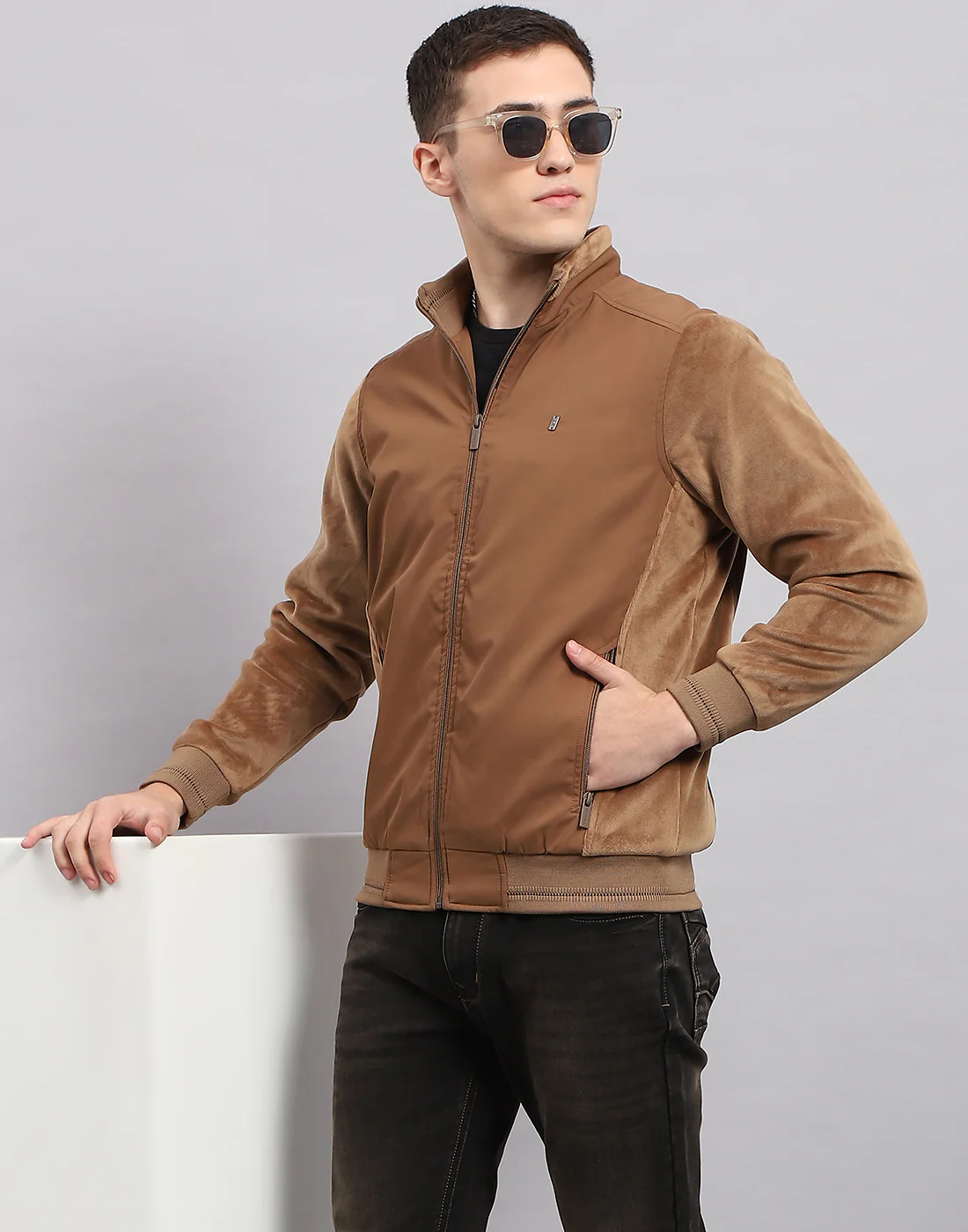 Men Khaki Solid Mock Neck Full Sleeve Jacket - Image 6