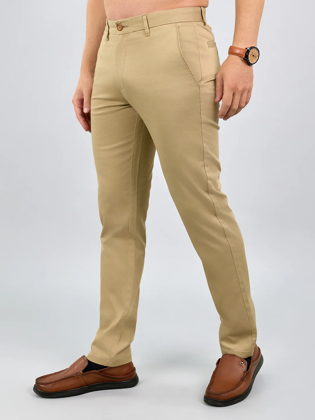 Men Khaki Solid Regular Fit Trouser with Front Coin Pocket - Image 2