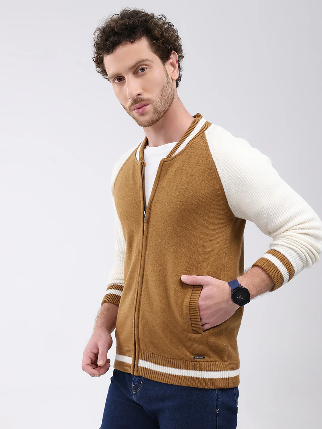 Men Khaki Solid Round Neck Full Sleeve Pullover - Image 3