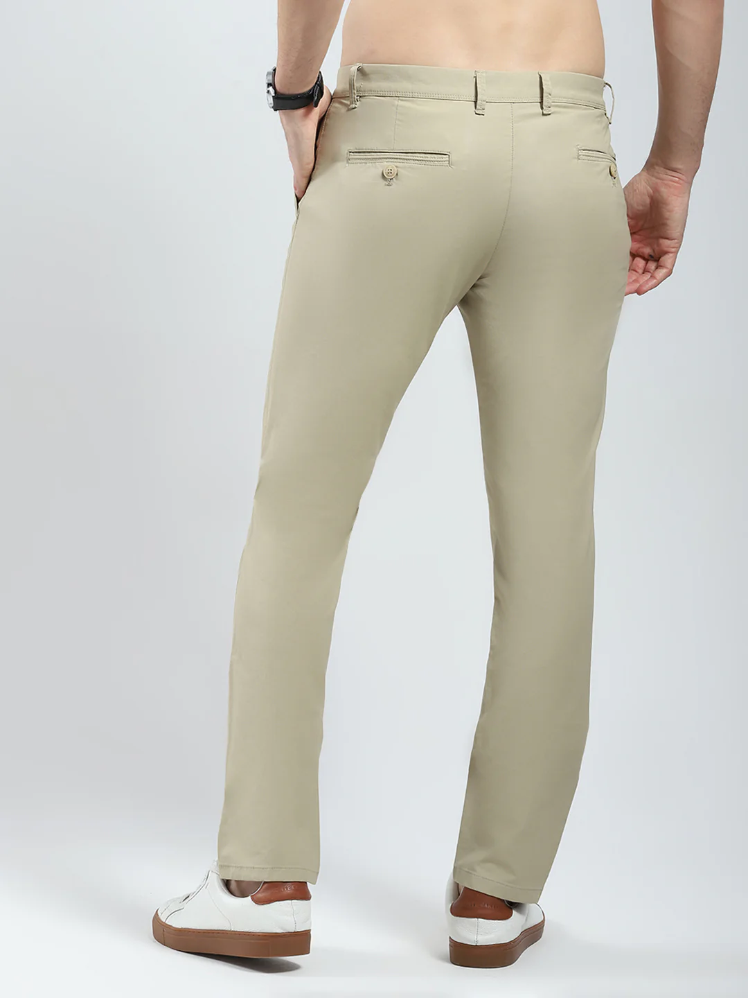 Men Khaki Solid Slim Fit Trouser - Image 5