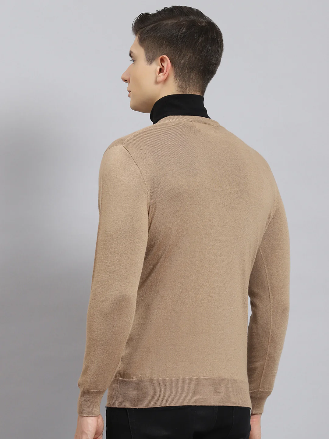 Men Khaki Solid V Neck Full Sleeve Pullover - Image 2