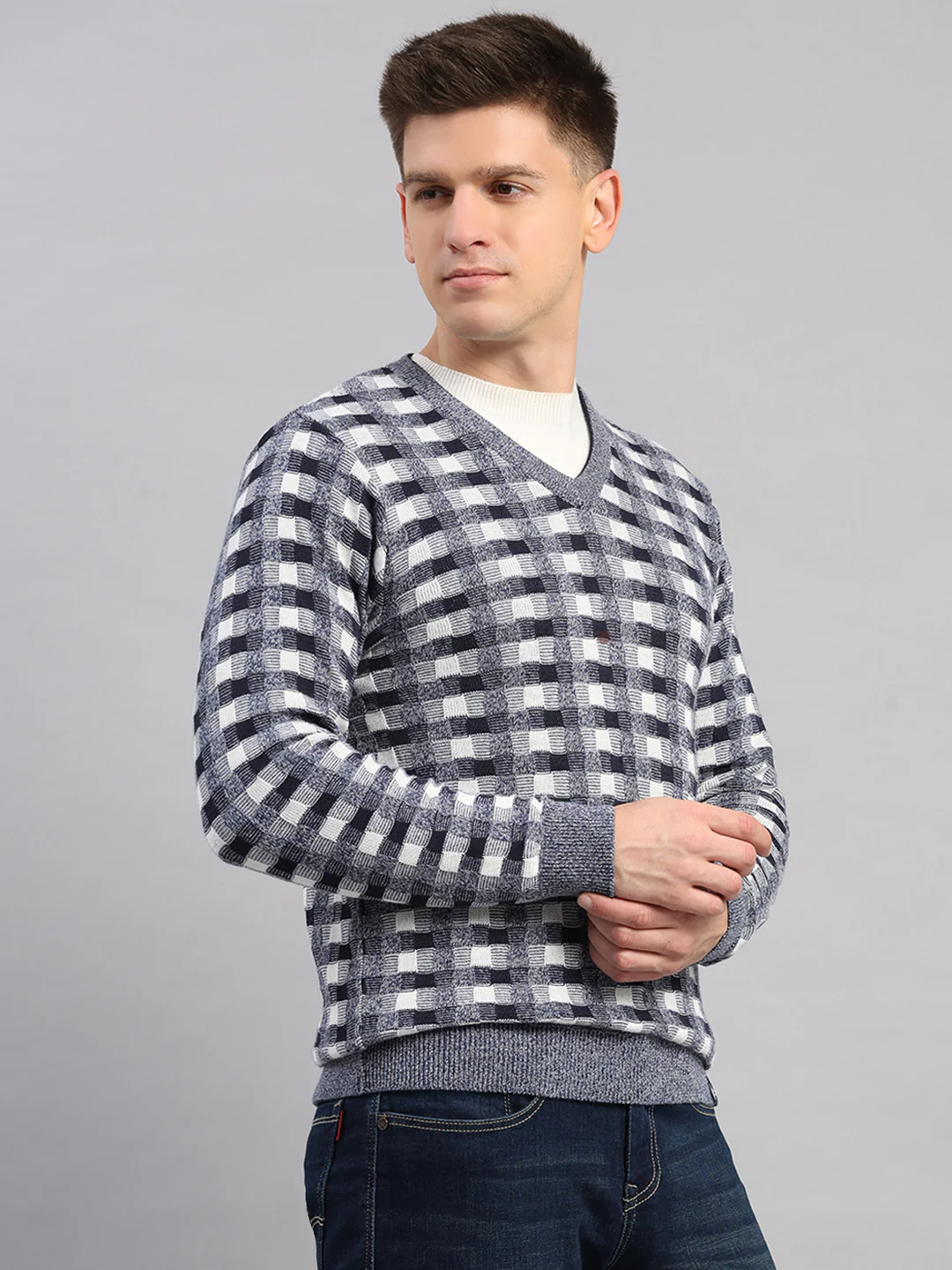 Men Light Blue Printed V Neck Full Sleeve Pullover - Image 5