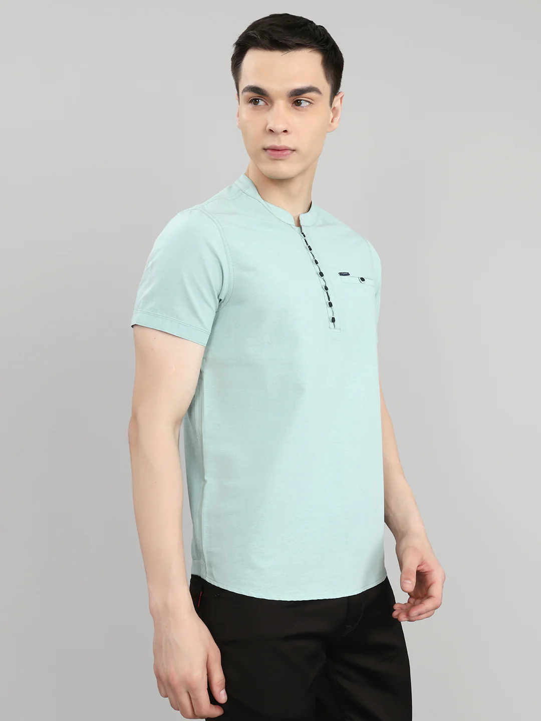 Men Light Green Solid Henley Neck Half Sleeve Kurta - Image 3