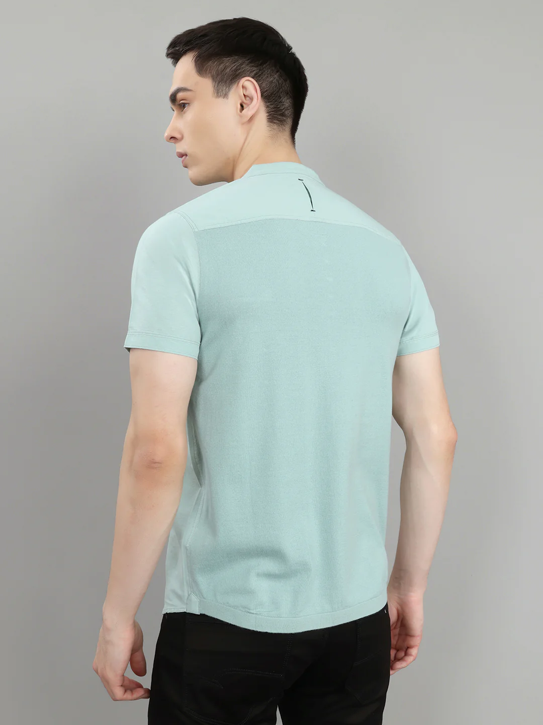 Men Light Green Solid Henley Neck Half Sleeve Kurta - Image 4