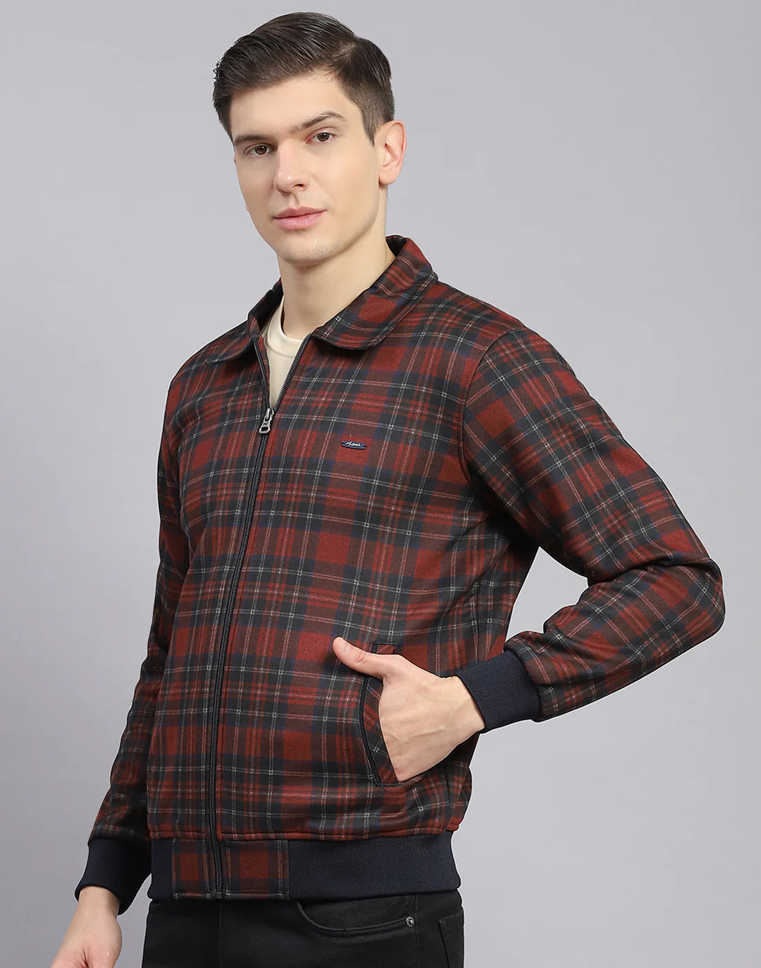 Men Maroon Check Collar Full Sleeve Sweatshirt - Image 4