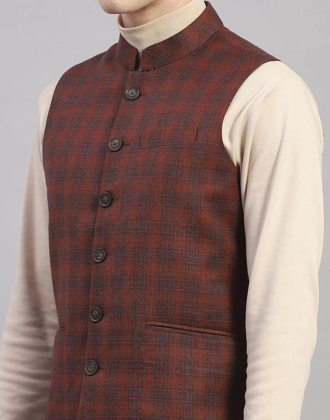 Men Maroon Check Mandarin Collar Sleeveless Nehru Jacket - Image 7