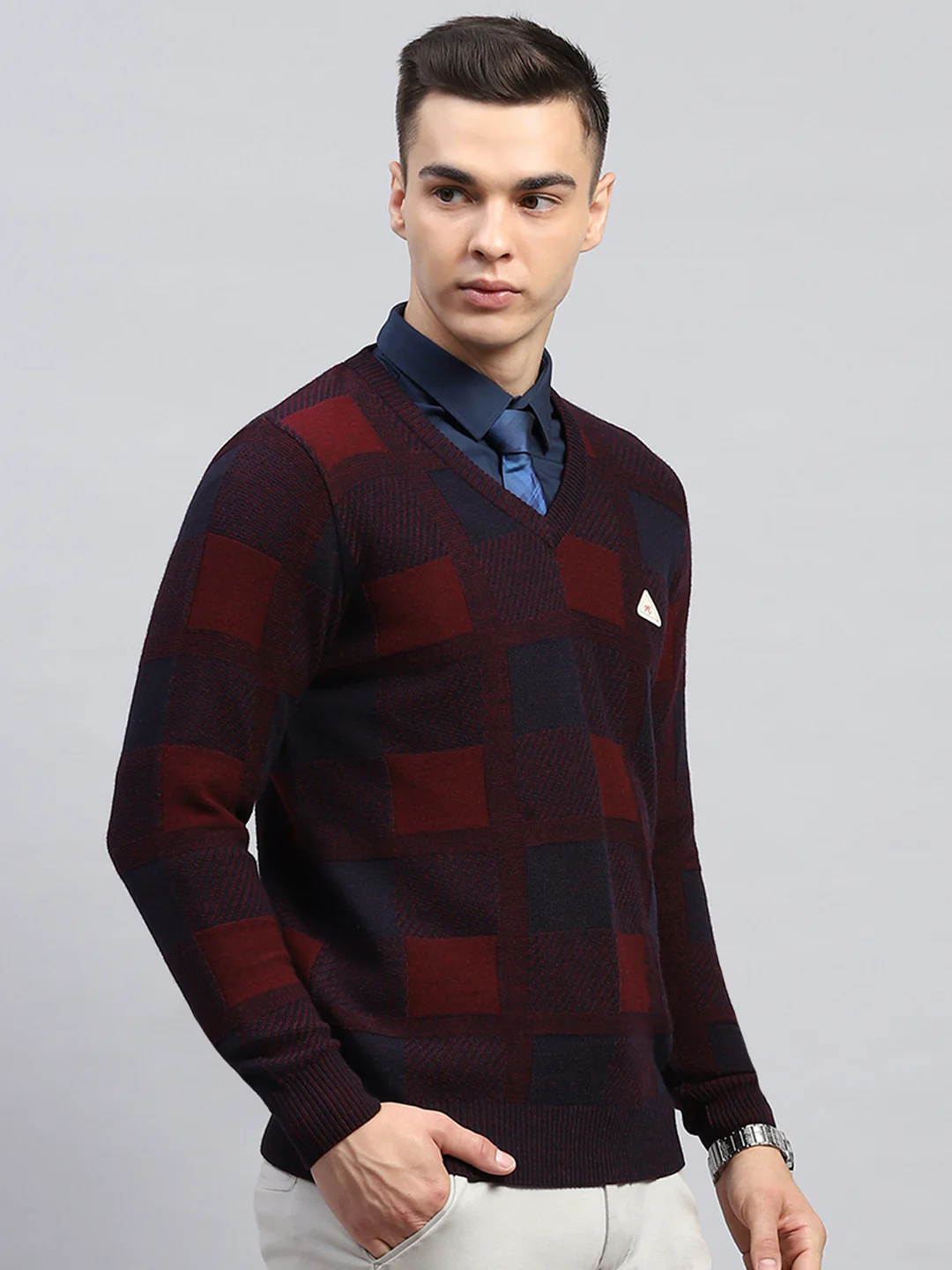 Men Maroon Check V Neck Full Sleeve Pullover - Image 4