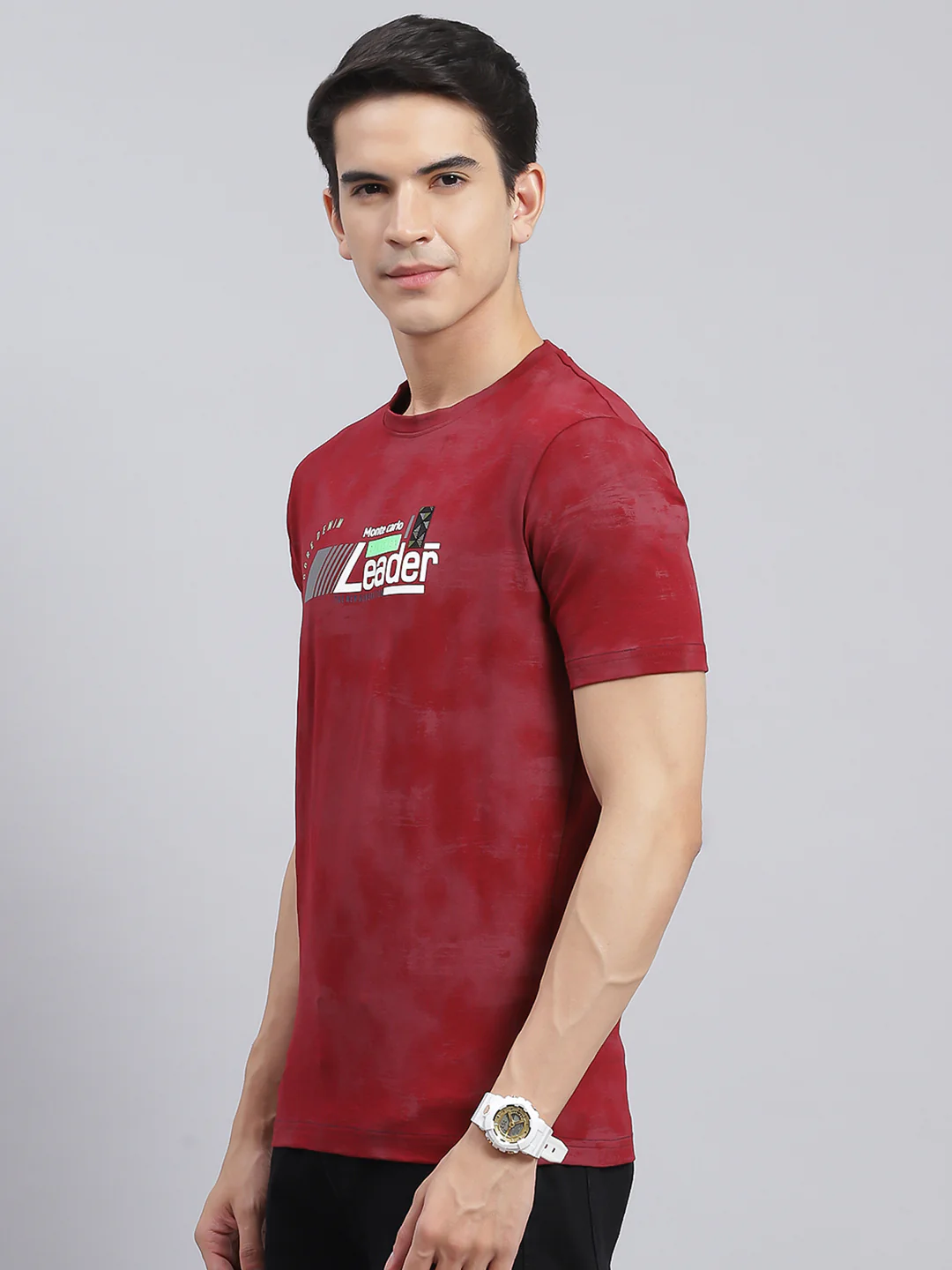 Men Maroon Printed Cotton Blend T-Shirt - Image 4