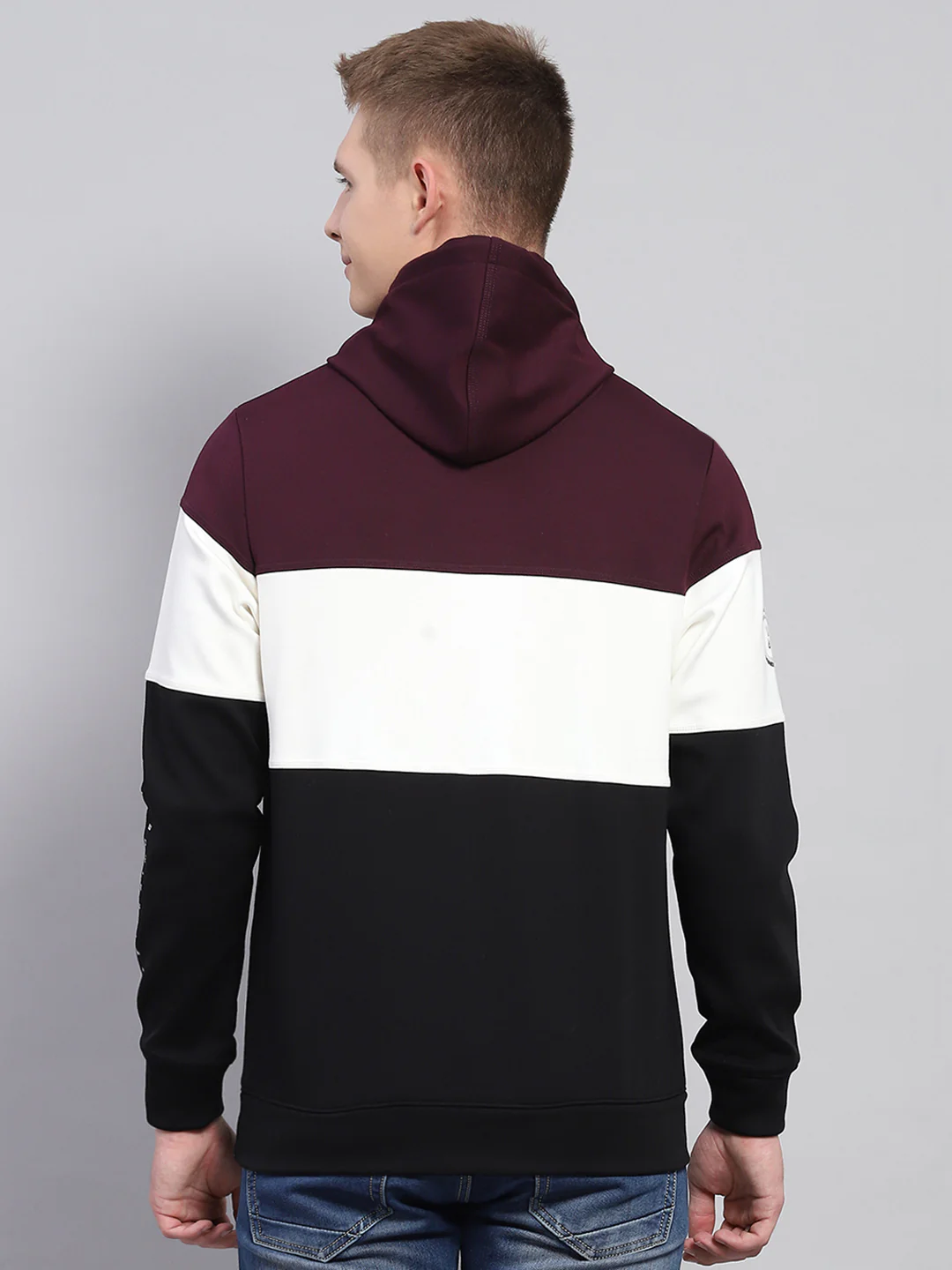Men Maroon Printed Hooded Full Sleeve Sweatshirt - Image 5