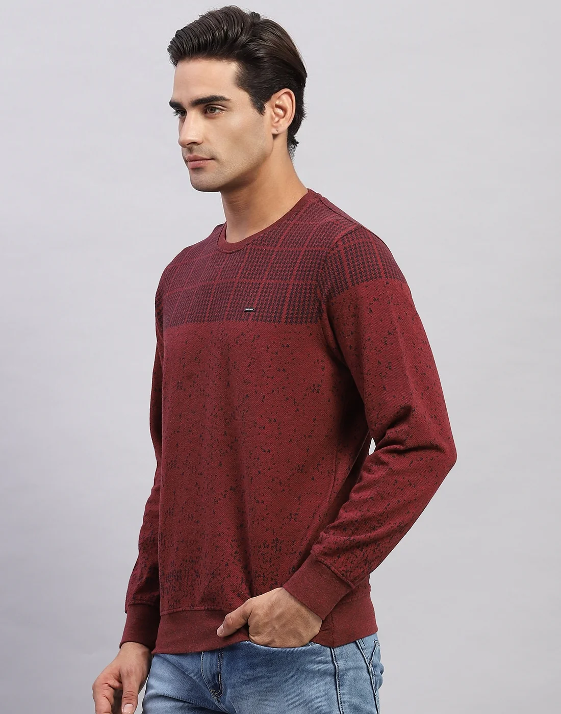 Men Maroon Printed Round Neck Full Sleeve Winter T-Shirt - Image 3