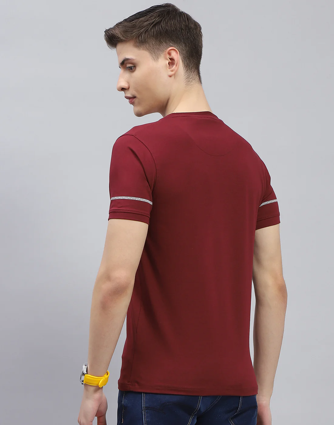 Men Maroon Printed Round Neck Half Sleeve T-Shirt - Image 5