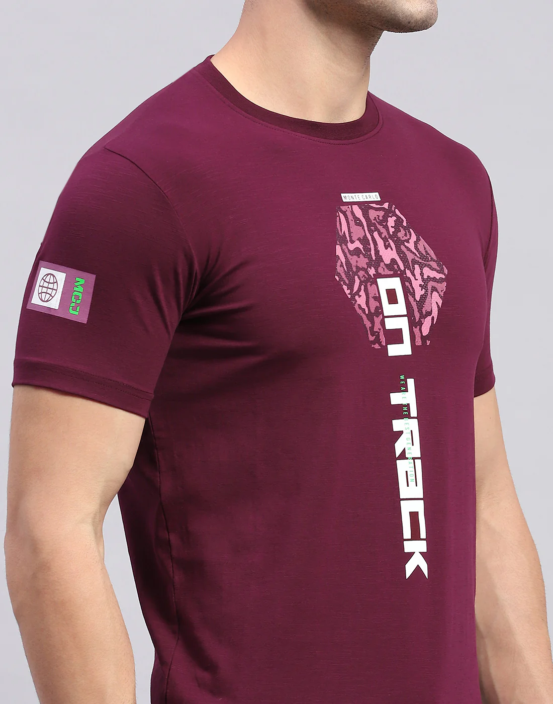 Men Maroon Printed Round Neck Half Sleeve T-Shirt - Image 6