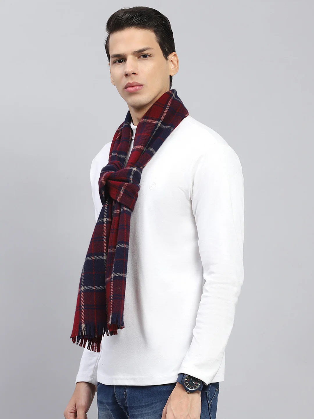 Men Maroon Self Design Muffler - Image 3
