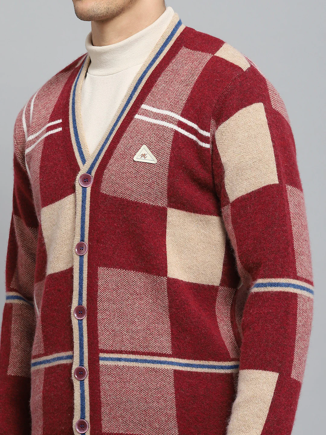 Men Maroon Self Design V Neck Full Sleeve Cardigan - Image 6