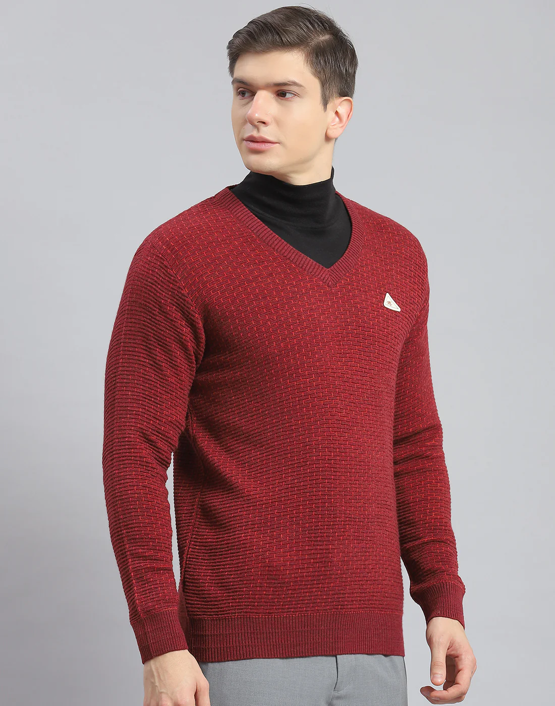 Men Maroon Self Design V Neck Full Sleeve Pullover - Image 4
