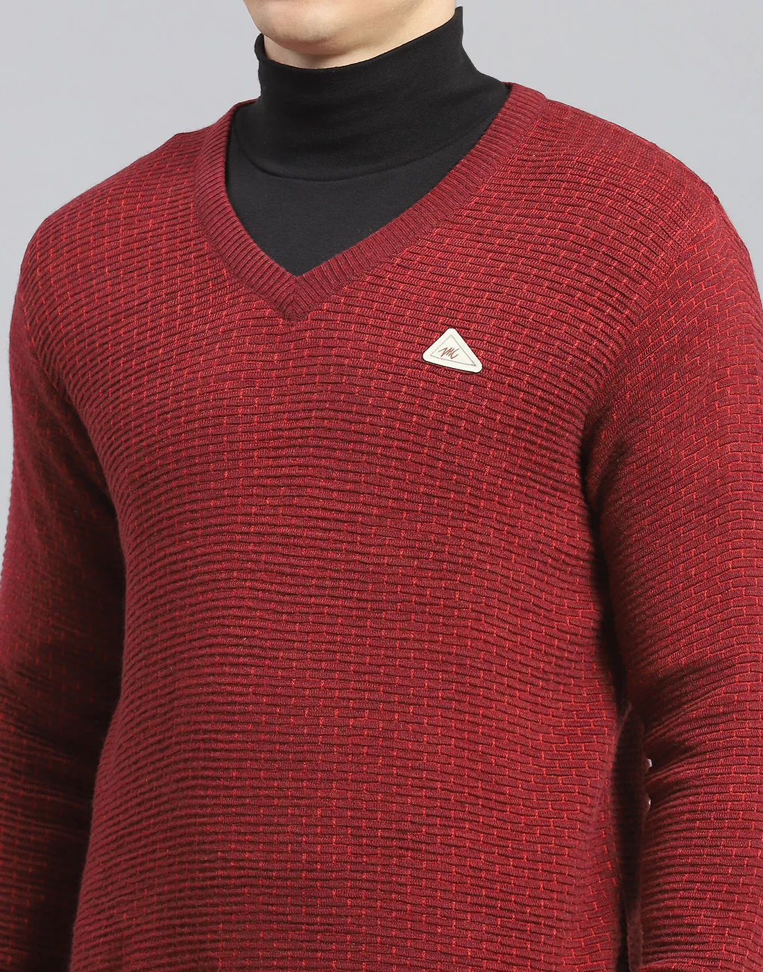 Men Maroon Self Design V Neck Full Sleeve Pullover - Image 6