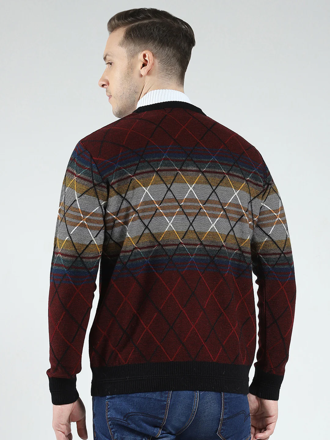 Men Maroon Self Design V Neck Full Sleeve Pullover - Image 5