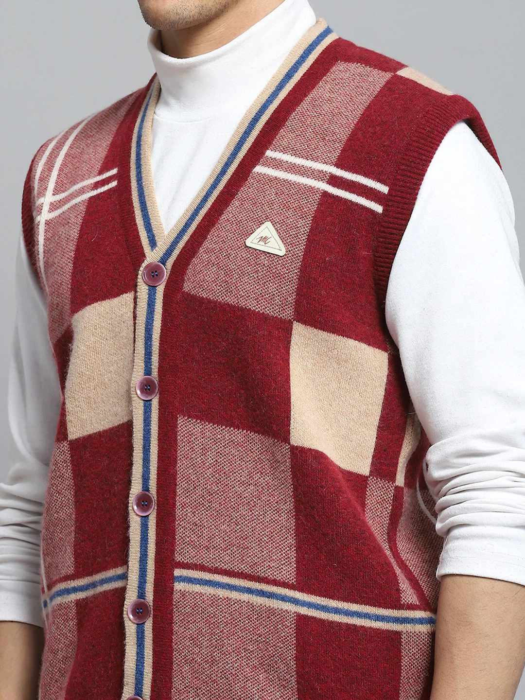 Men Maroon Self Design V Neck Sleeveless Cardigan - Image 6