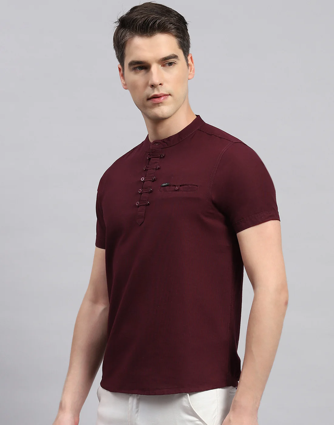 Men Maroon Solid Band Collar Half Sleeve T-Shirt - Image 3
