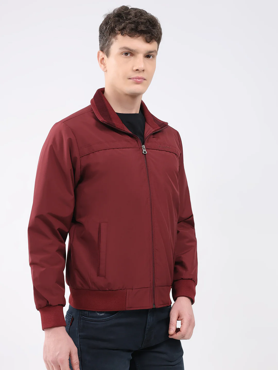 Men Maroon Solid Collar Full Sleeve Jacket - Image 4