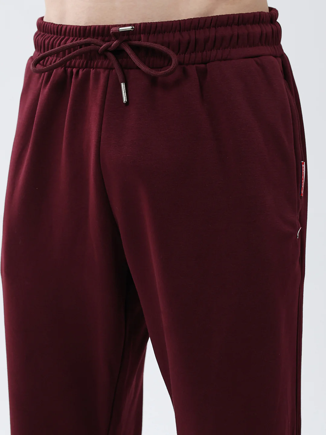 Men Maroon Solid Collar Full Sleeve Winter Tracksuit - Image 8
