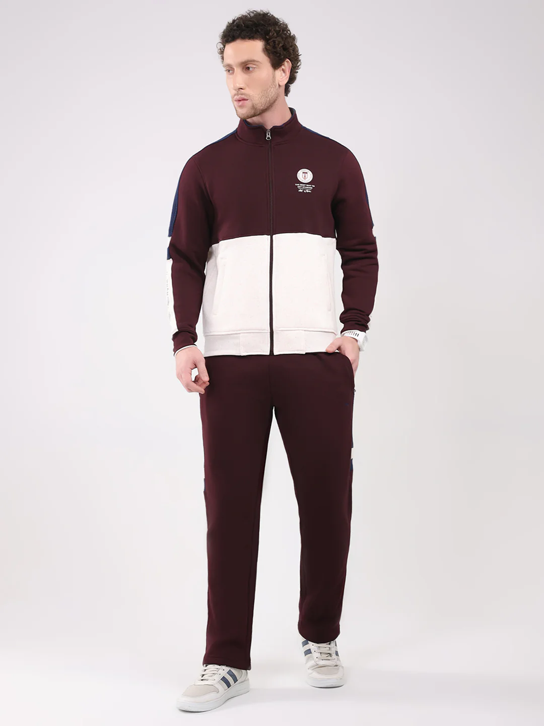 Men Maroon Solid Collar Full Sleeve Winter Tracksuit