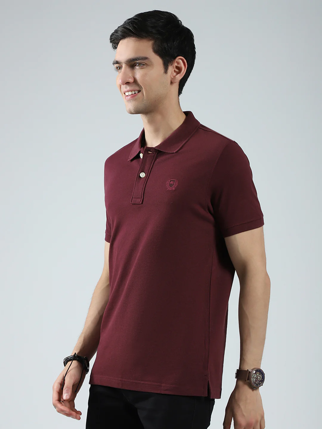 Men Maroon Solid Collar Half Sleeve T-Shirt - Image 3