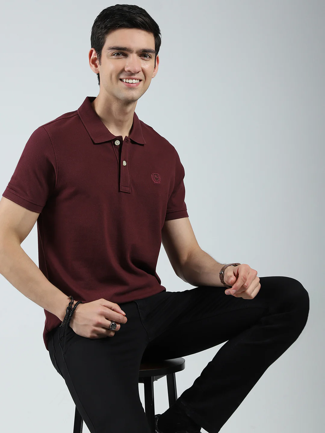 Men Maroon Solid Collar Half Sleeve T-Shirt - Image 6