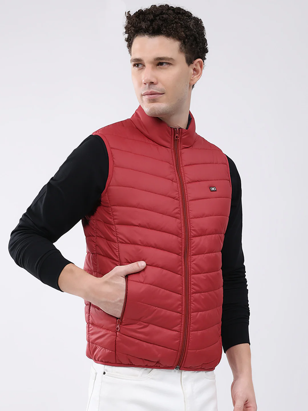 Men Maroon Solid Collar Sleeveless Jacket - Image 4