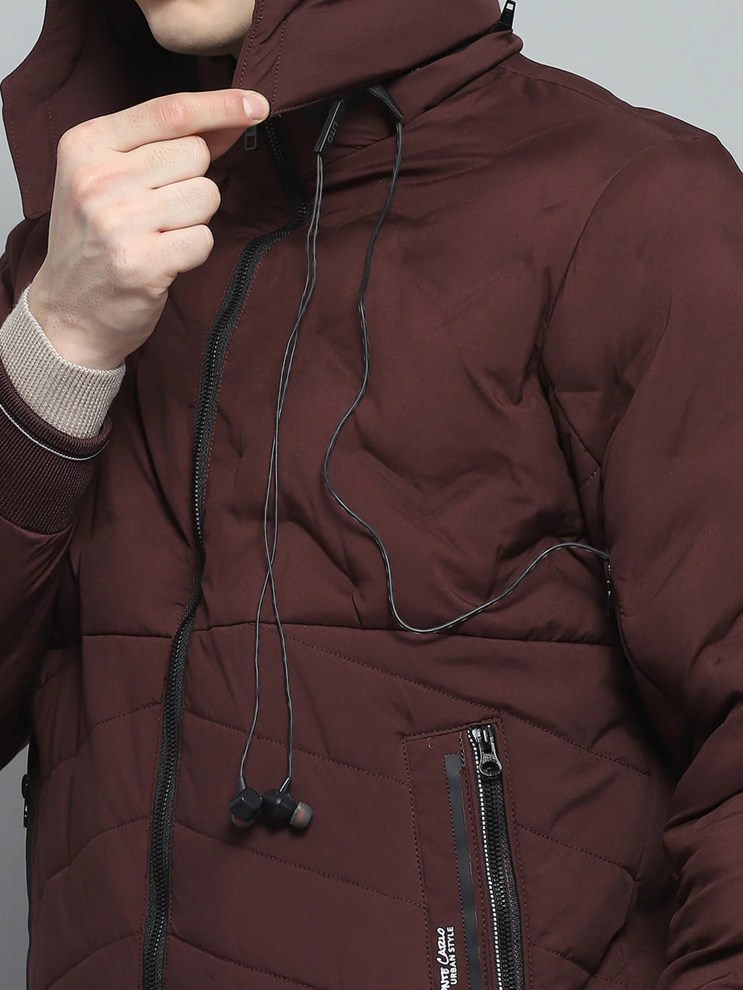 Men Maroon Solid Detachable Hood Full Sleeve Jacket - Image 8