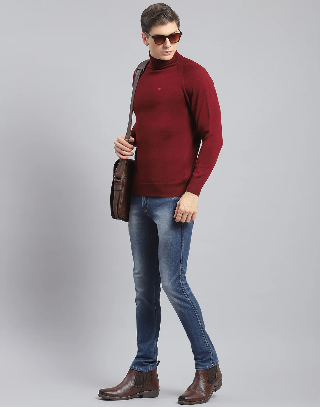 Men Maroon Solid High Neck Full Sleeve Pullover - Image 2