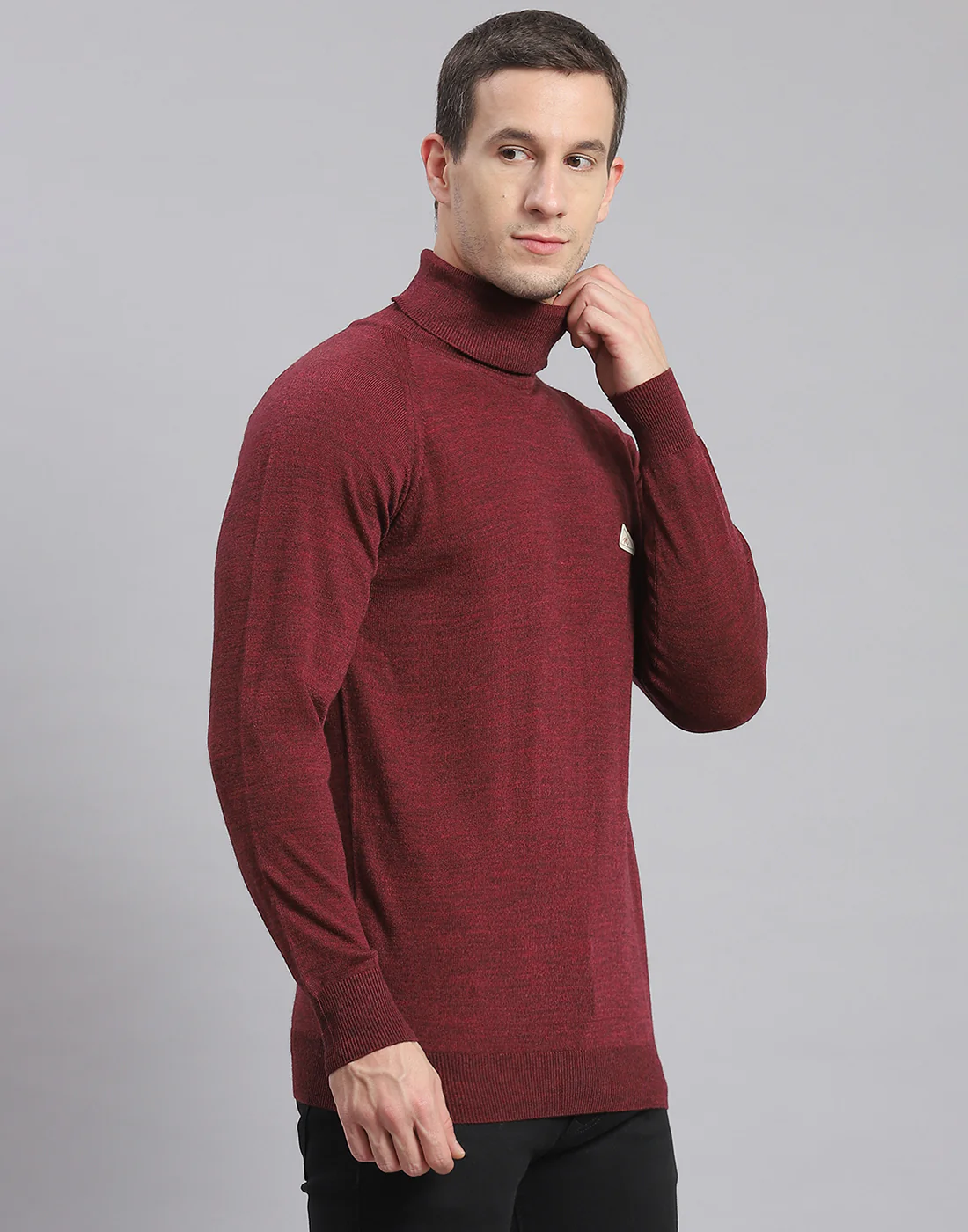 Men Maroon Solid High Neck Full Sleeve Pullover - Image 4