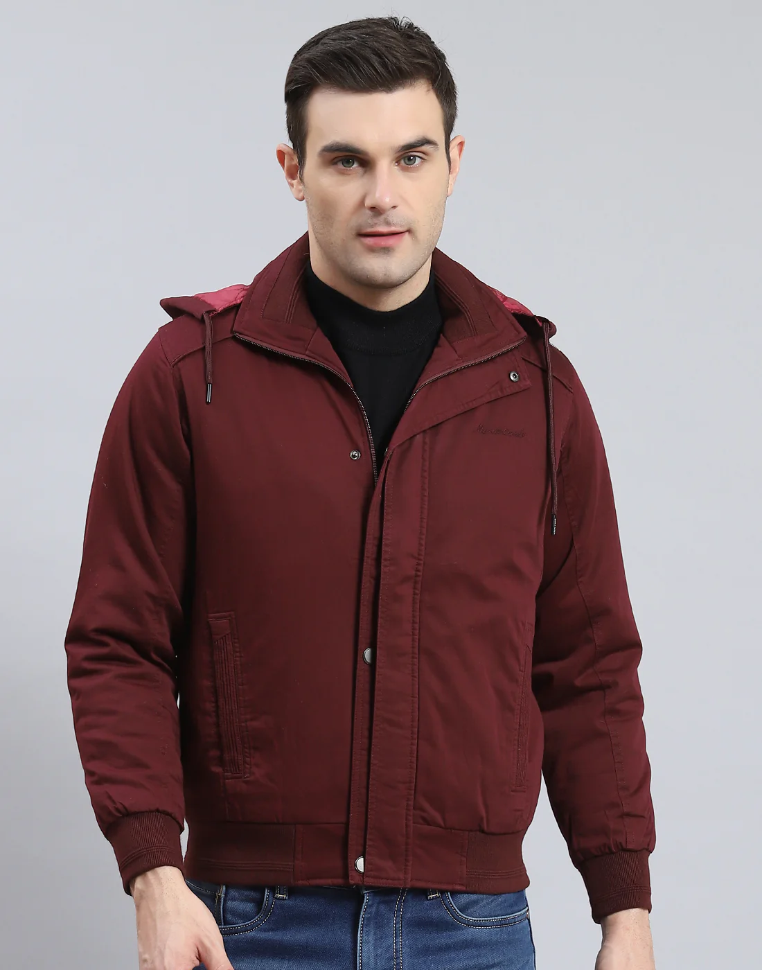 Men Maroon Solid Hooded Full Sleeve Jacket - Image 3